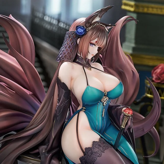 Azur Lane statuette PVC 1/7 Amagi Throne of Fallen Petals Ver - Image 4