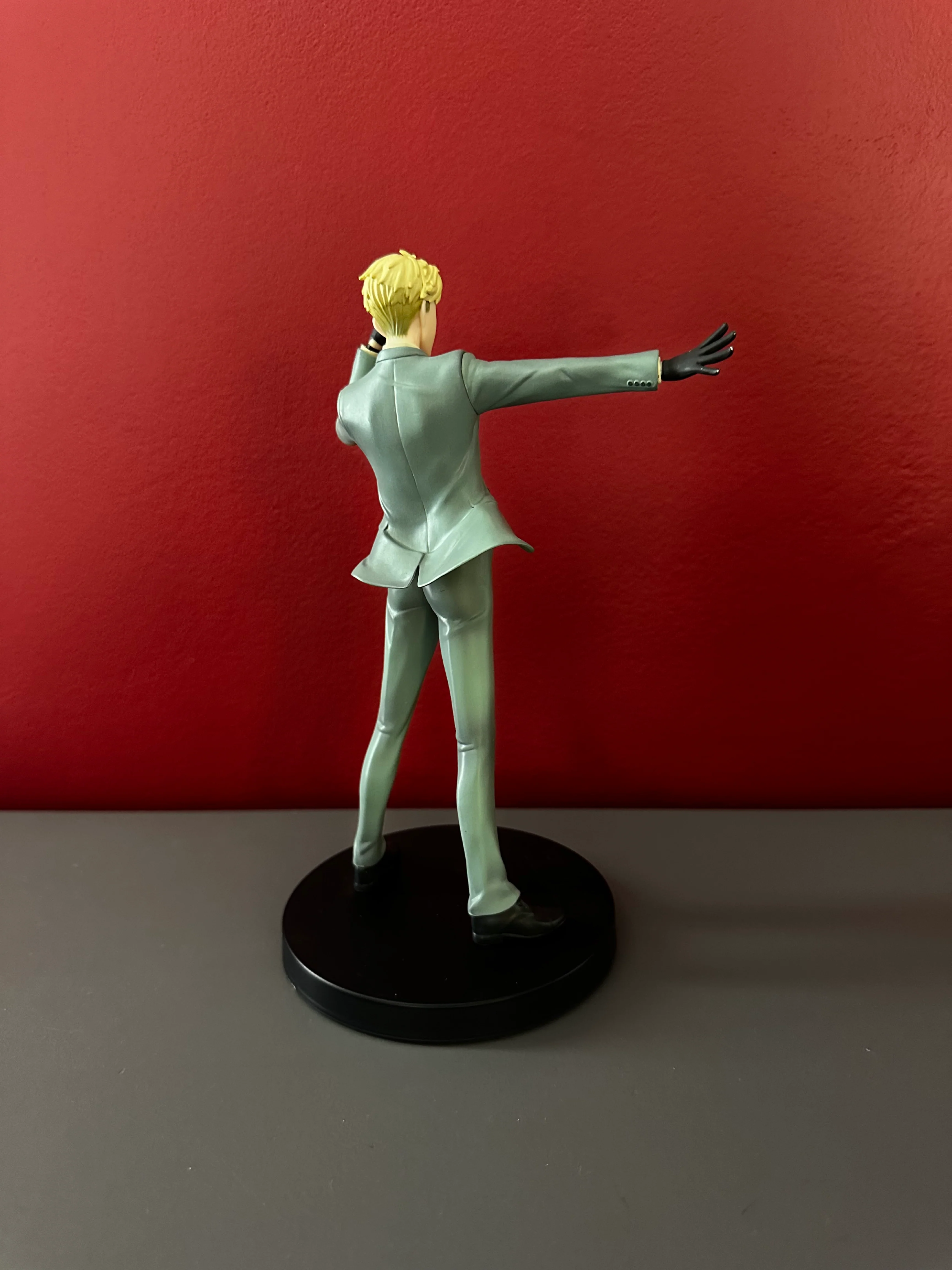 Figurine Loid Forger – Spy x Family Ichiban Kuji Prize A – Occasion - Image 3