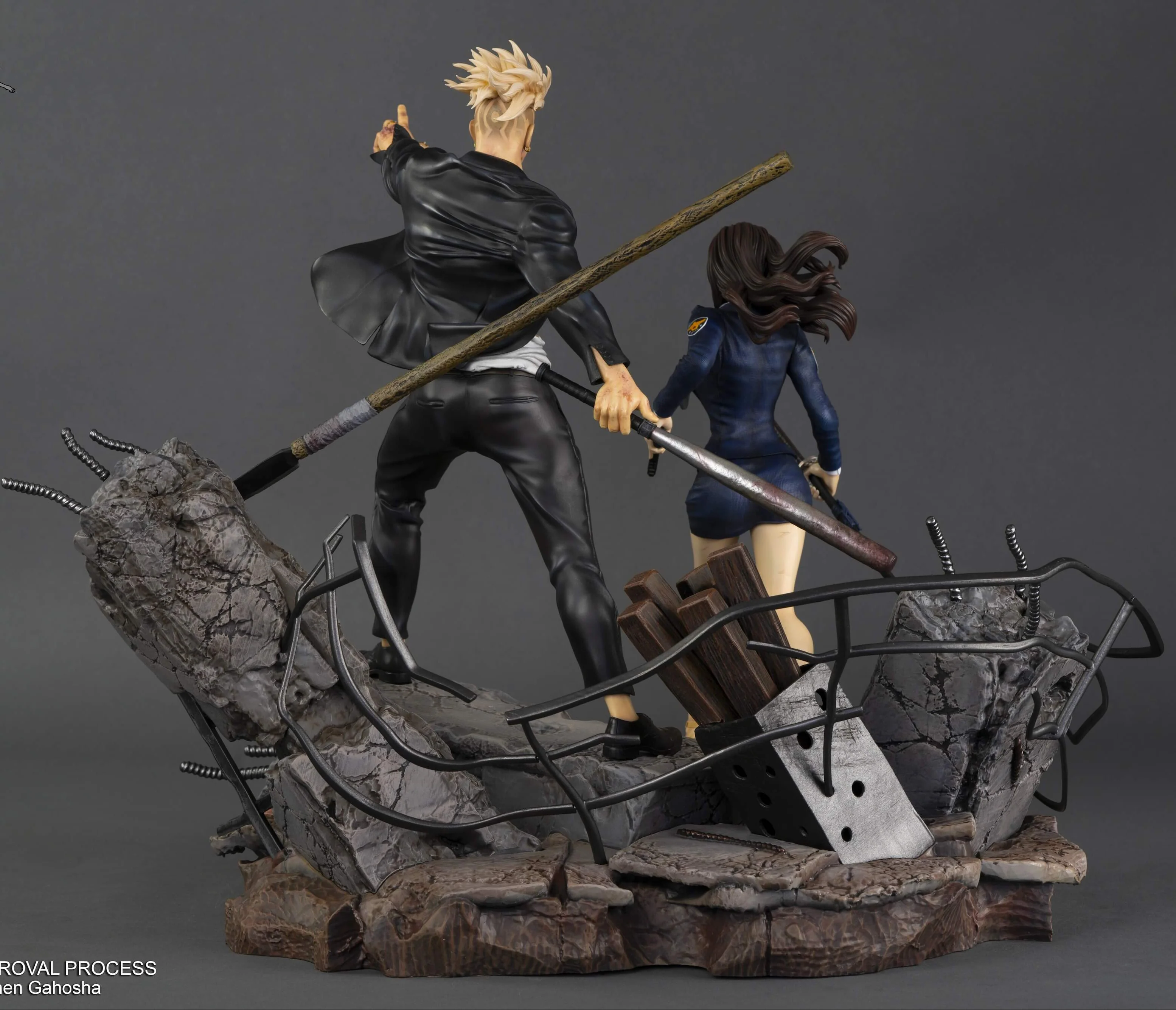 Sun Ken Rock - Statue Ken & Yumin - Image 3